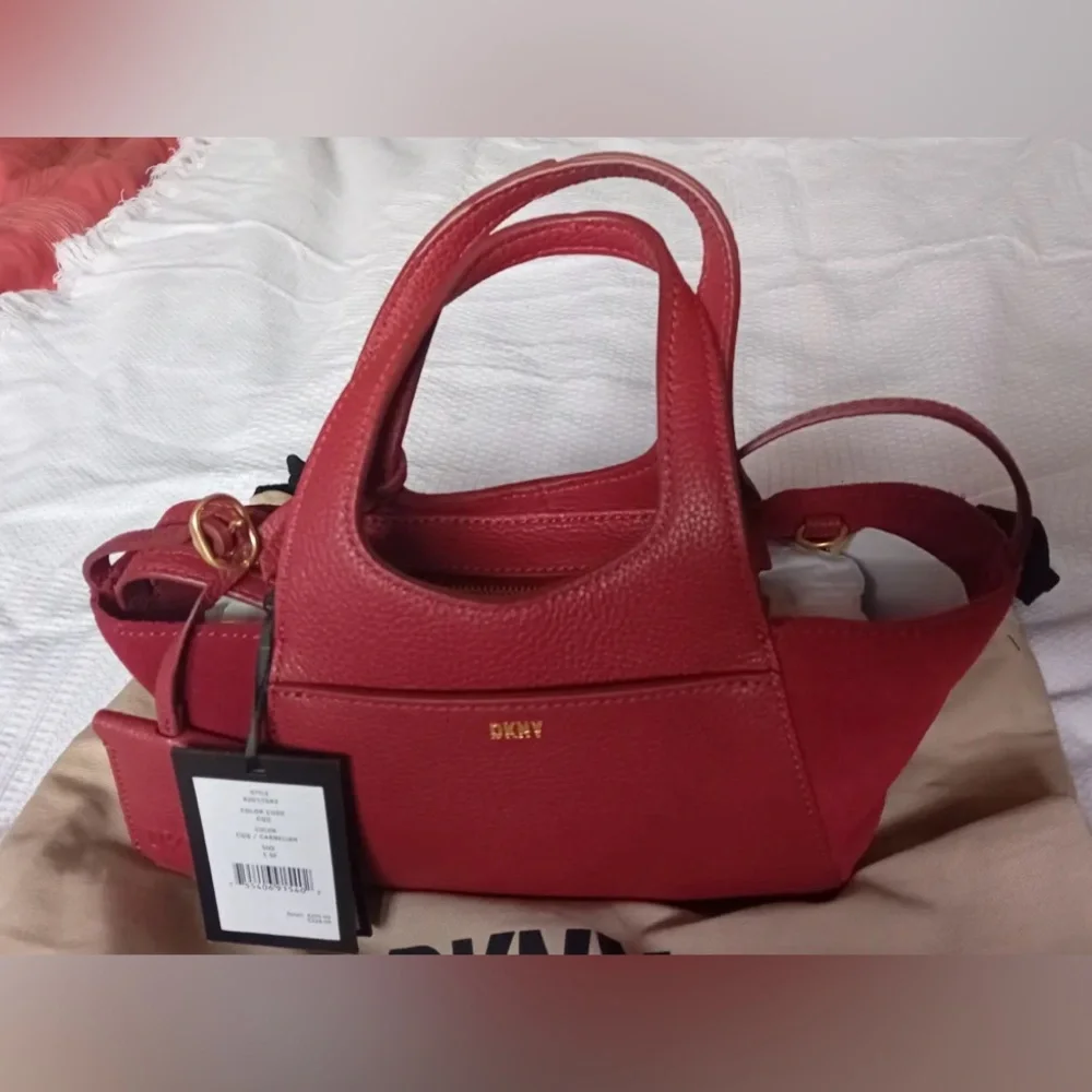 DKNY Carnelian Red Leather Suede Satchel Crossbody Bag‎ KZD13S83 New